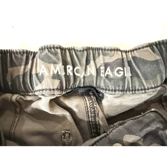 American Eagle Pants Womens 6 Green Camo Jogger Zip Hem Elastic Waist Pockets - Picture 2 of 7